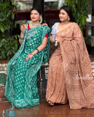 Silk Natural Dye Saree Green and Peach Color Variation by Sindhu